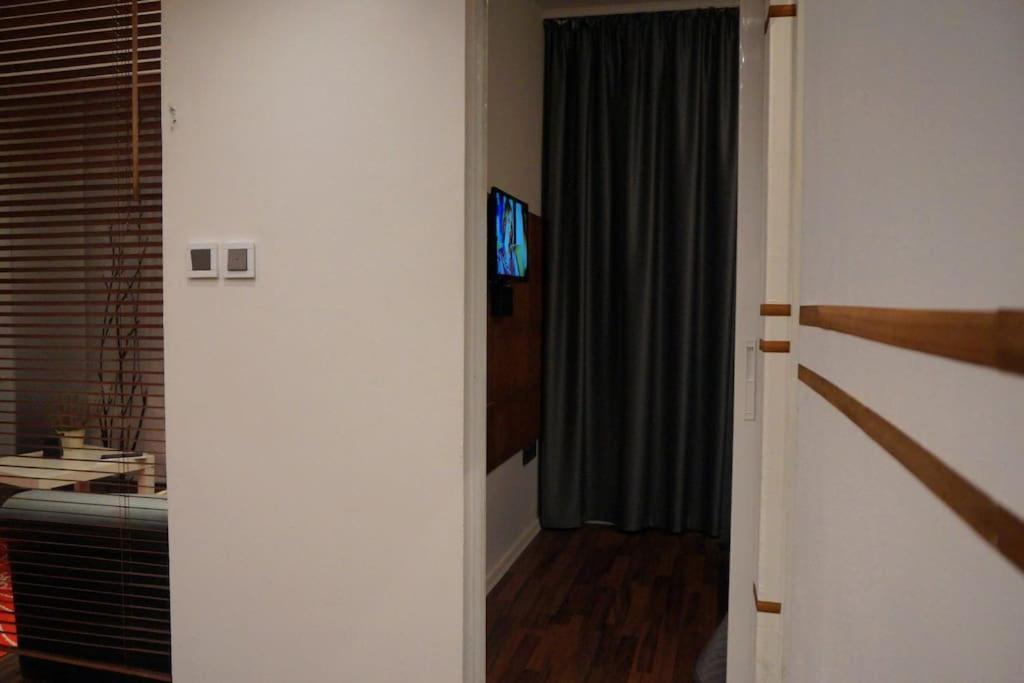 Sofia Zen - On Metro, Ultra Fast Wi-Fi Apartment Luaran gambar