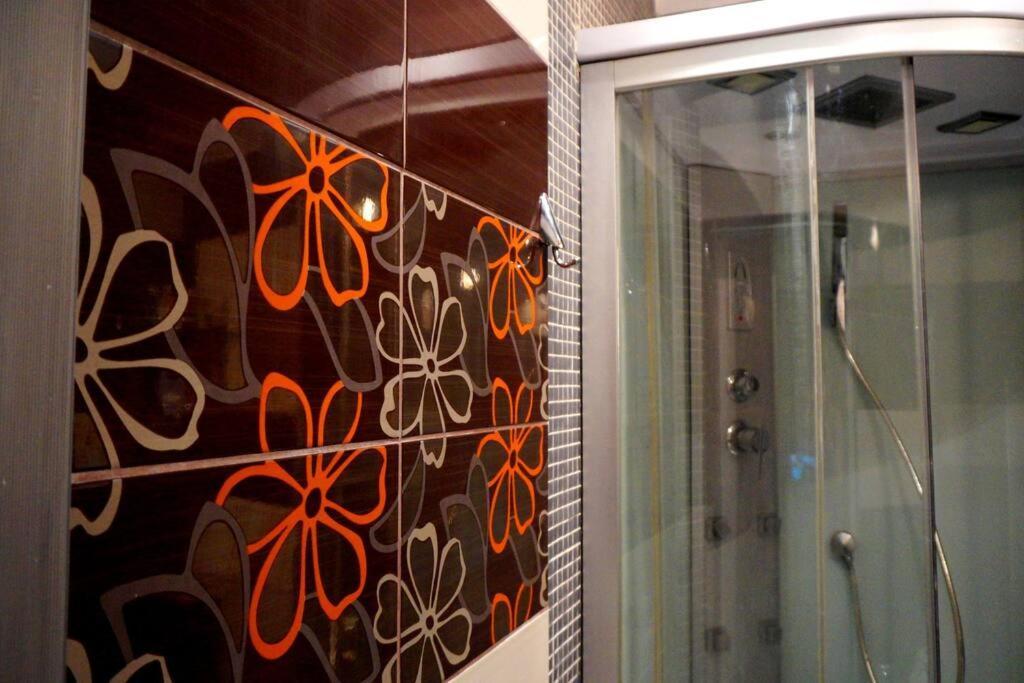 Sofia Zen - On Metro, Ultra Fast Wi-Fi Apartment Luaran gambar